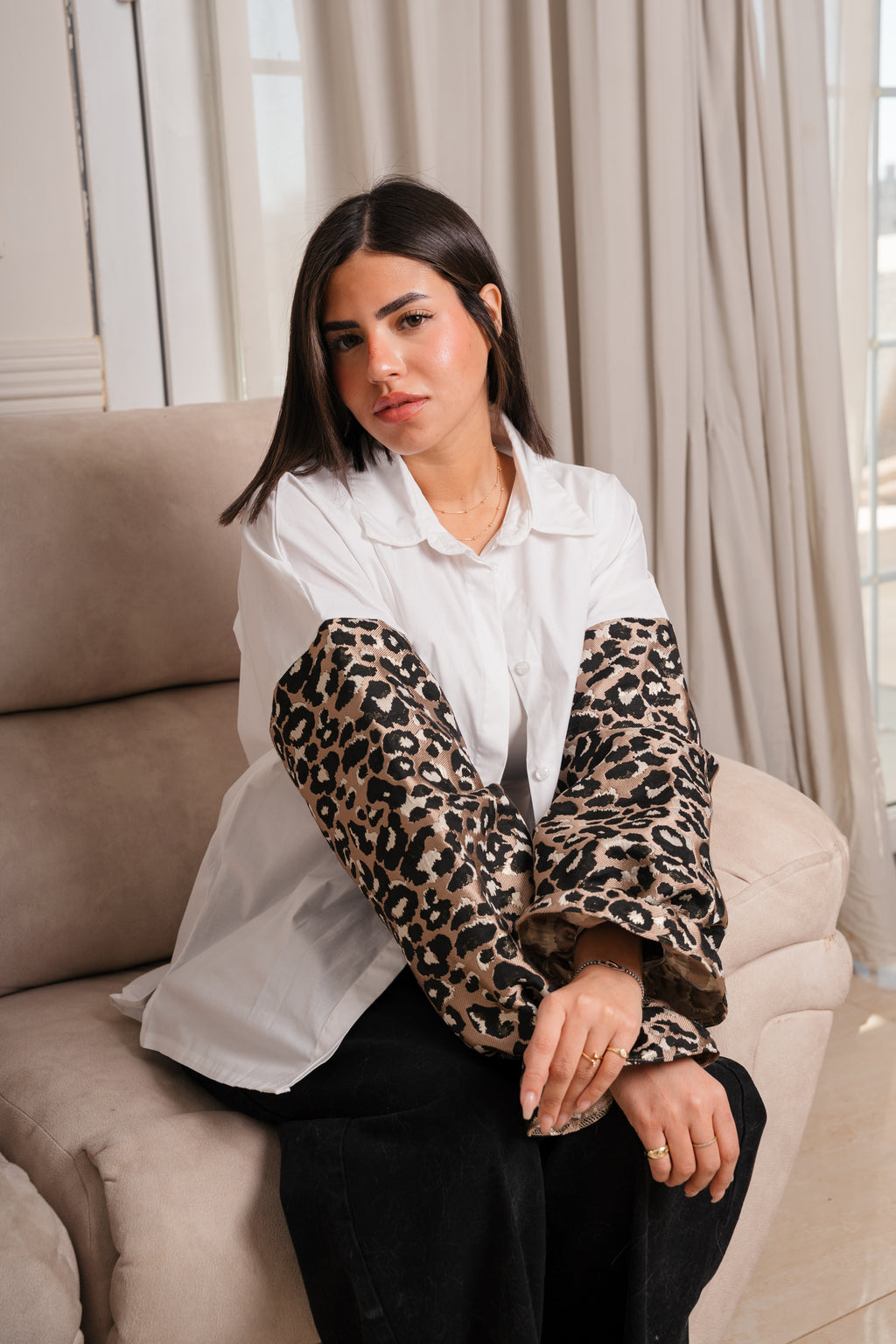 Leopard sleeves shirt