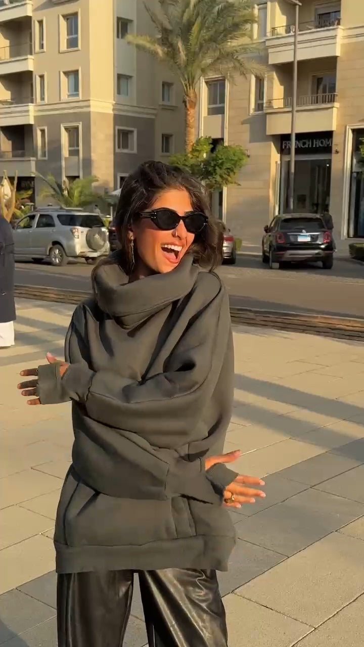 Chocolate High Collar sweatshirt