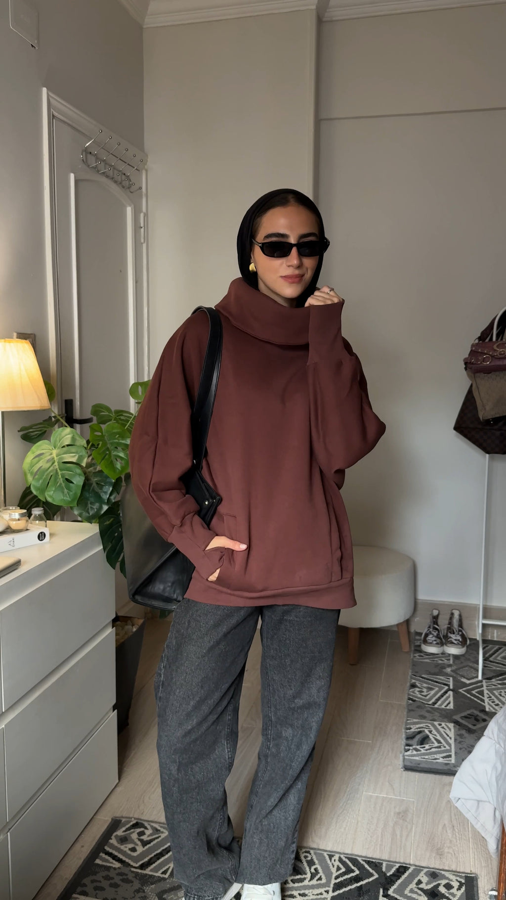 Chocolate High Collar sweatshirt