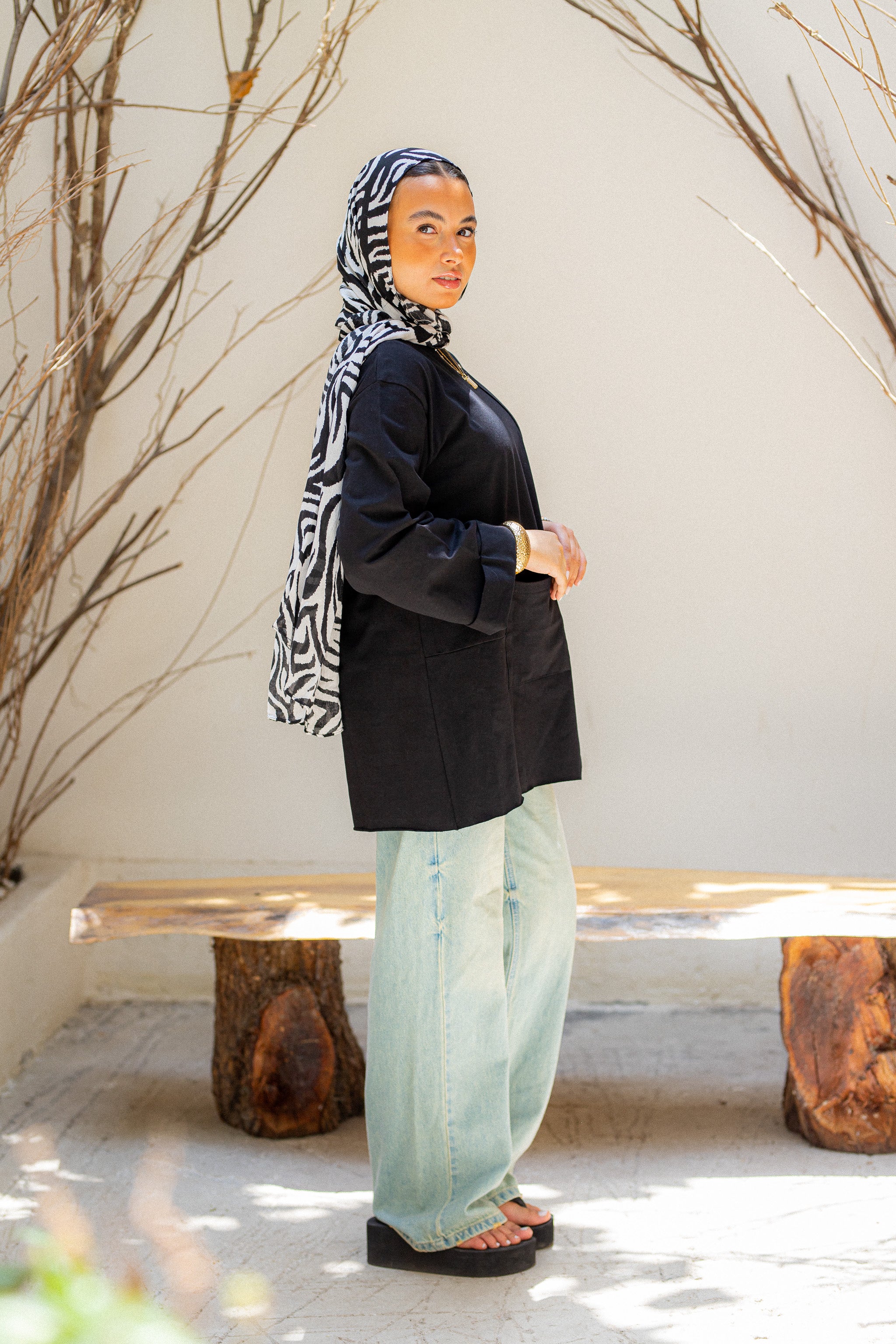 Black Front pocket T-shirt