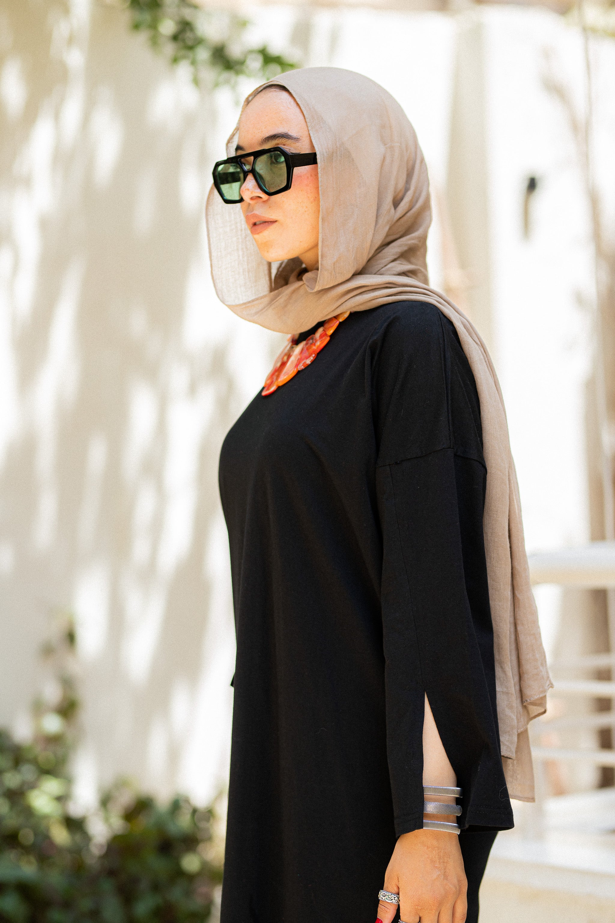 Black vent sleeve shirt dress