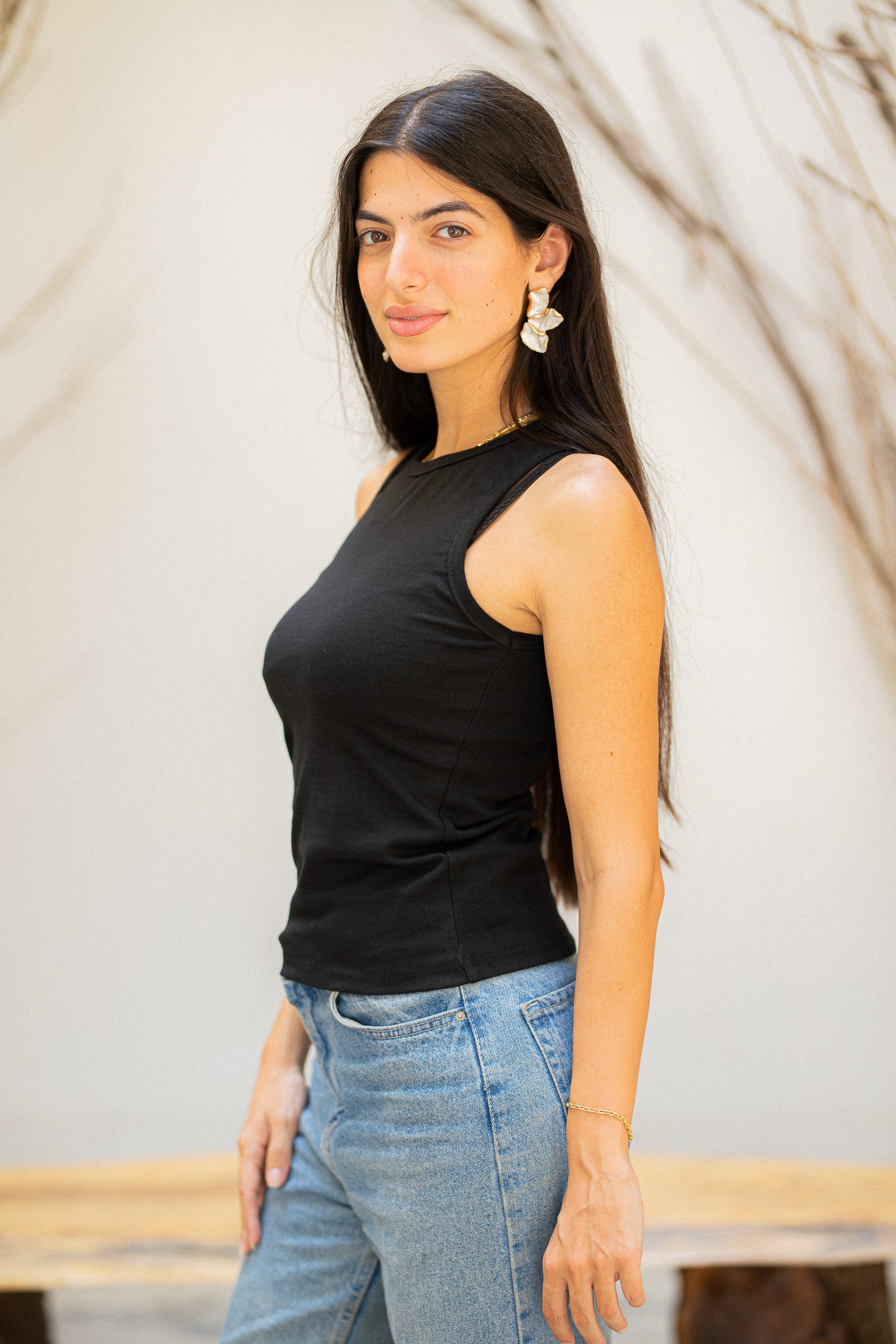 Black Round tank top