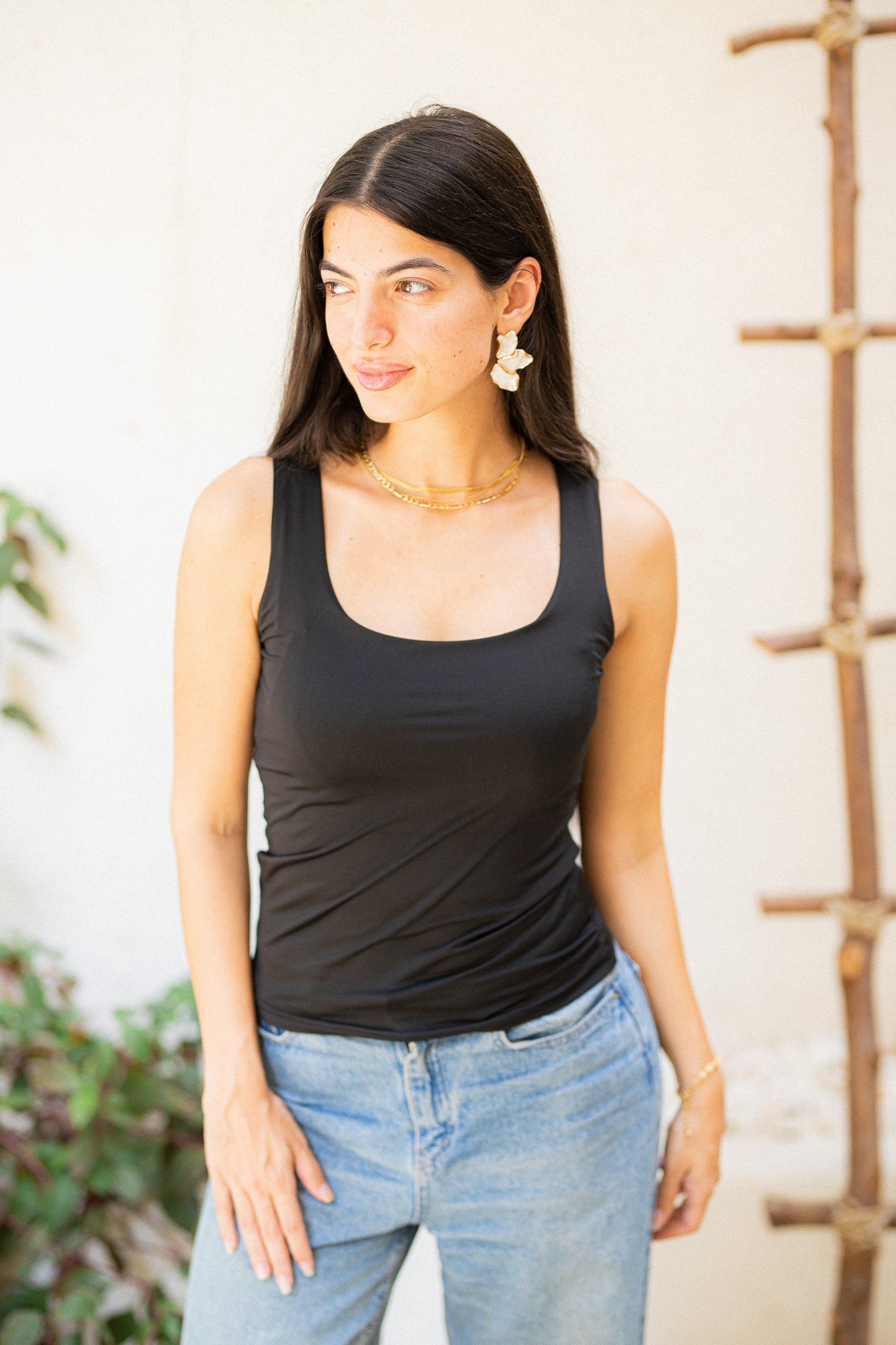 Black squared collar tank top