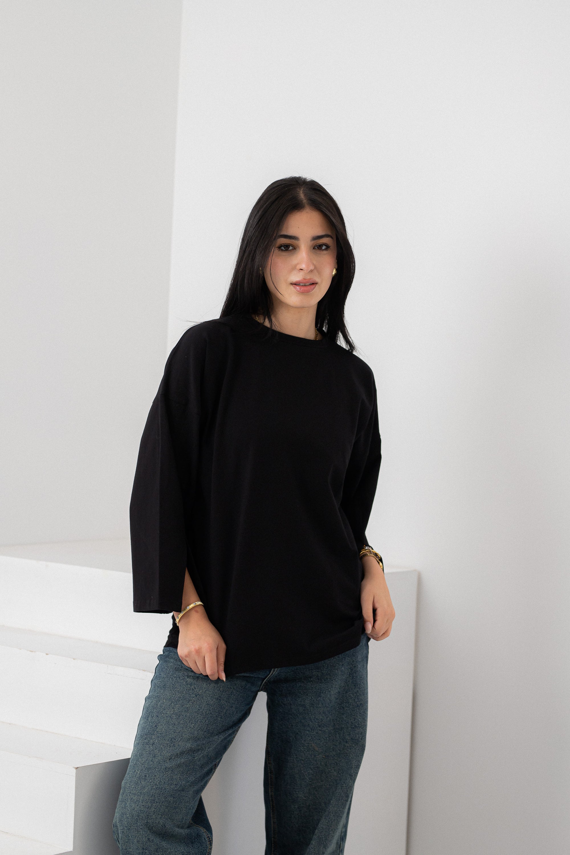 Beige vent sleeve t-shirt