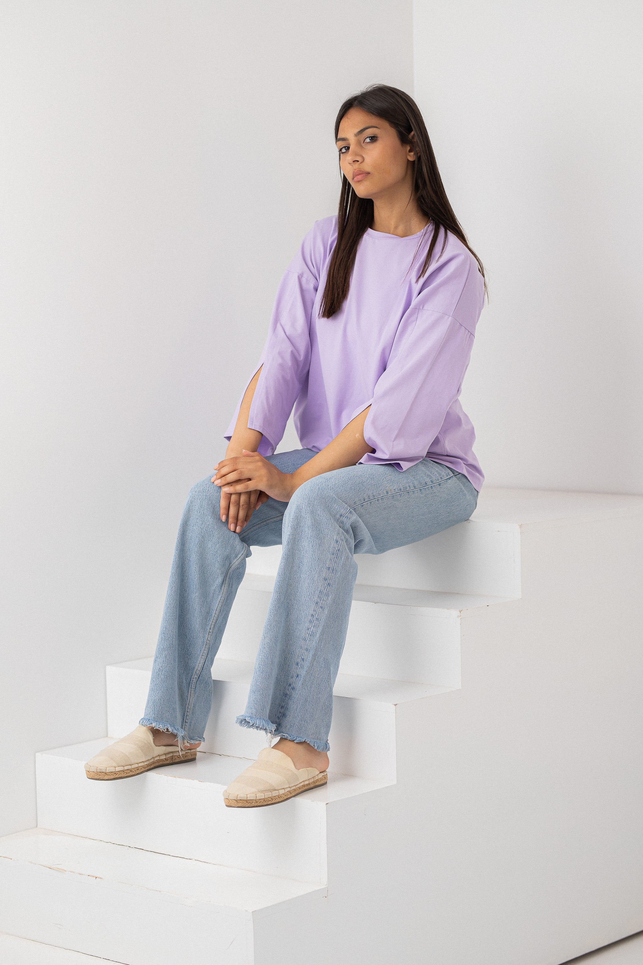 Light purple vent sleeve t-shirt