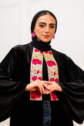 Pink roses black kaftan