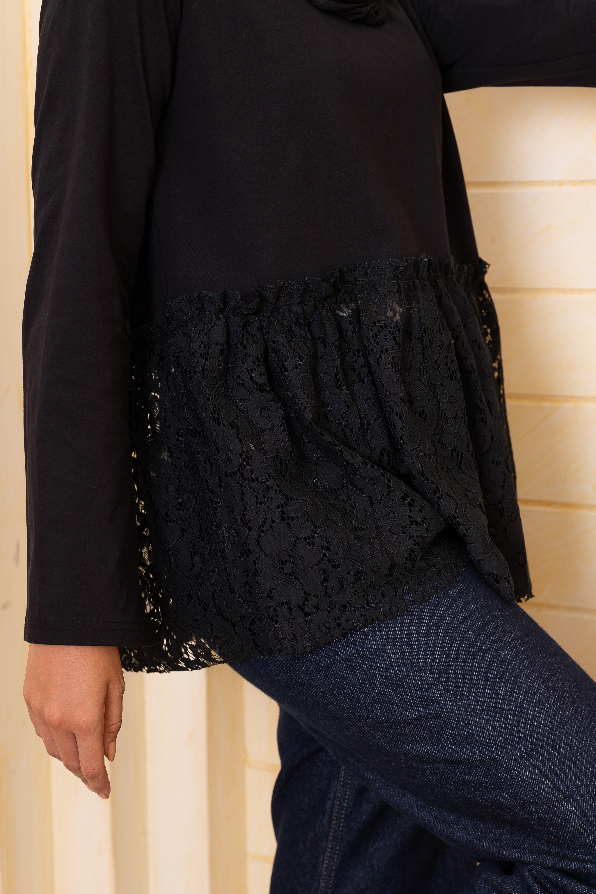 Half Lace Tee LS